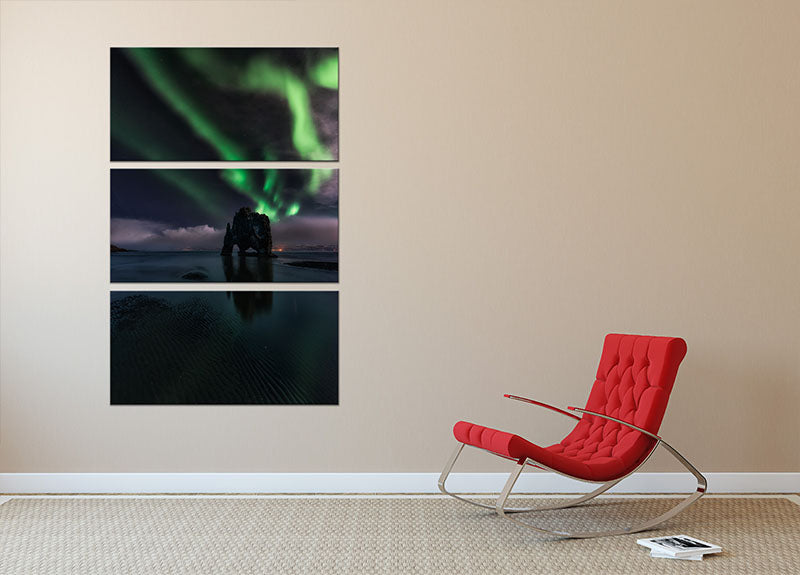 Green Streak Lights 3 Split Panel Canvas Print - Canvas Art Rocks - 2