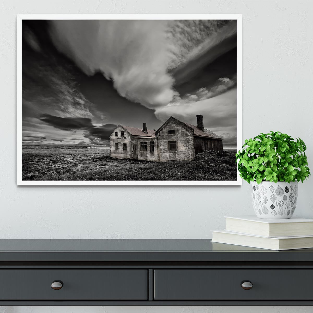 Abandoned Beachside House Framed Print - Canvas Art Rocks -6