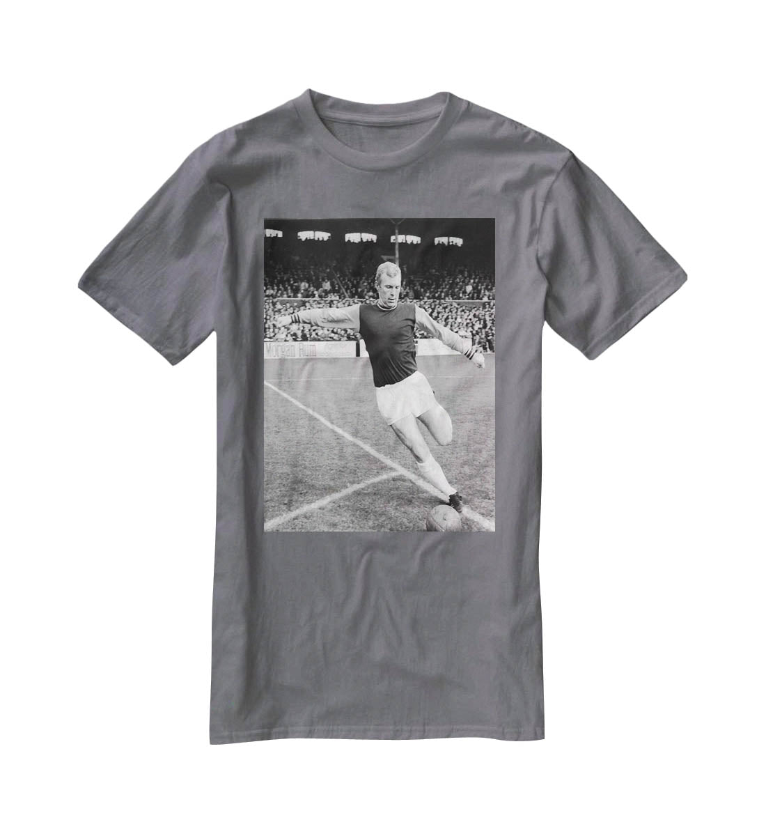 Bobby Moore West Ham Footballer T-Shirt - Canvas Art Rocks - 3