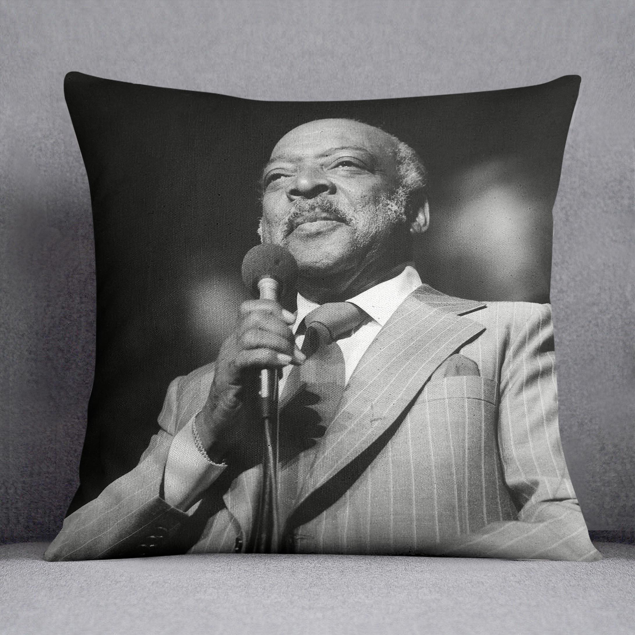 Count Basie performing Cushion