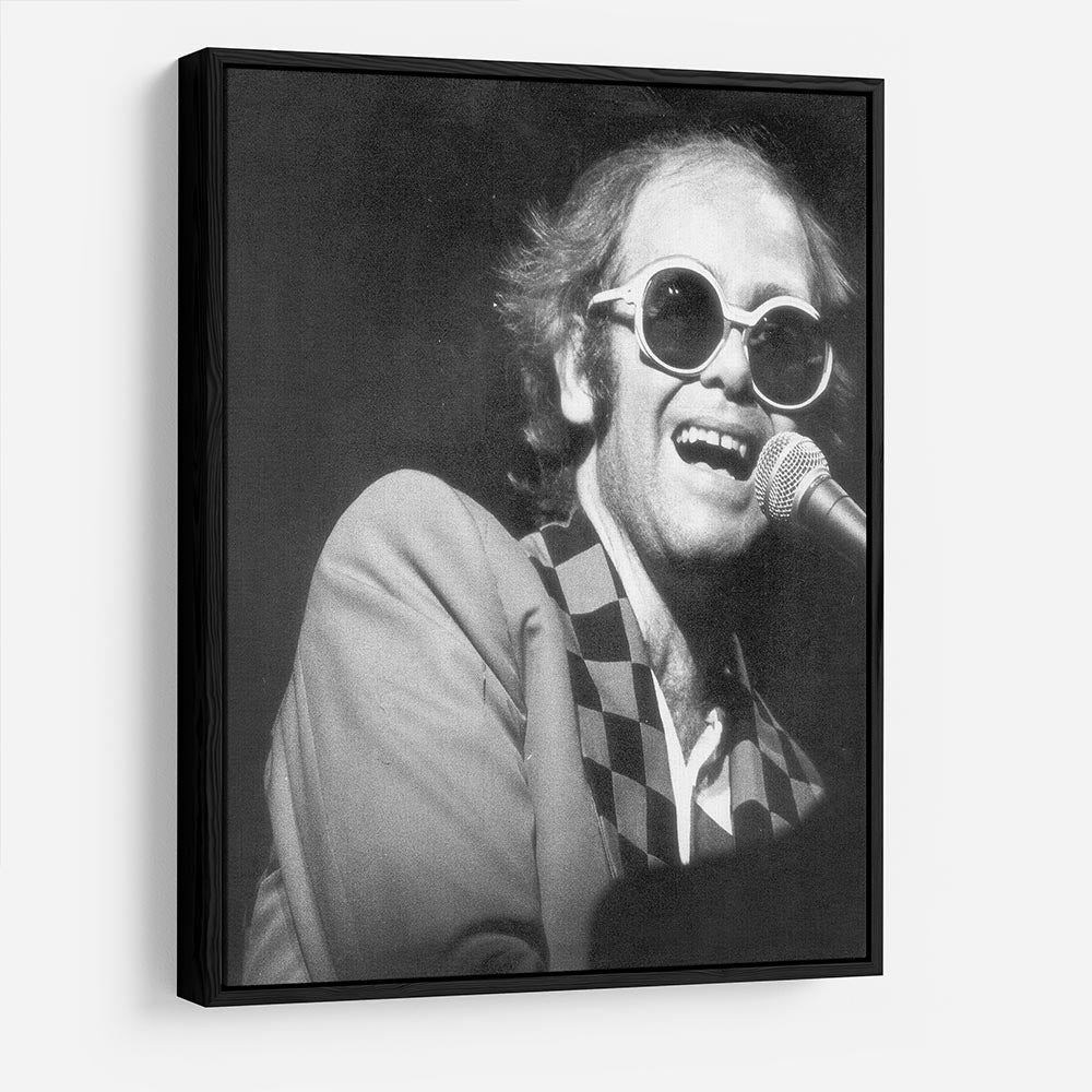 Elton John in concert 1977 HD Metal Print - Canvas Art Rocks - 6