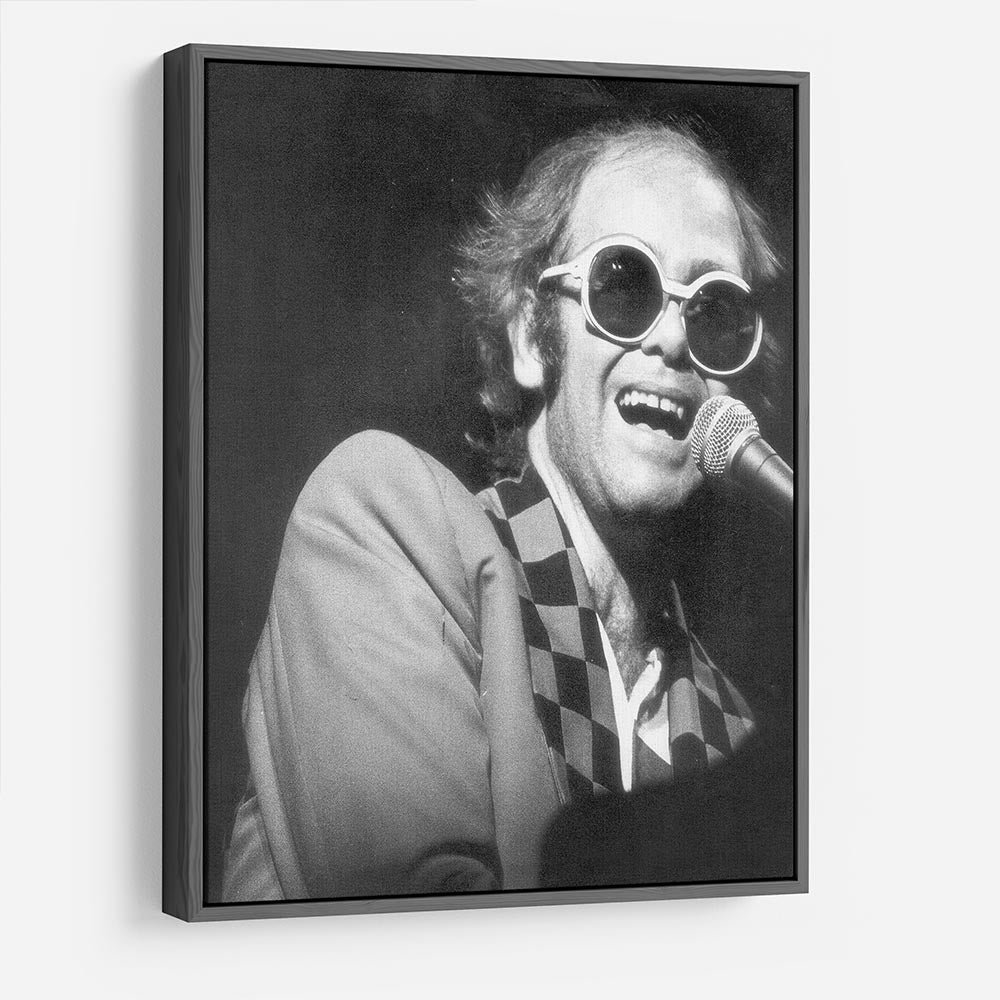 Elton John in concert 1977 HD Metal Print - Canvas Art Rocks - 9