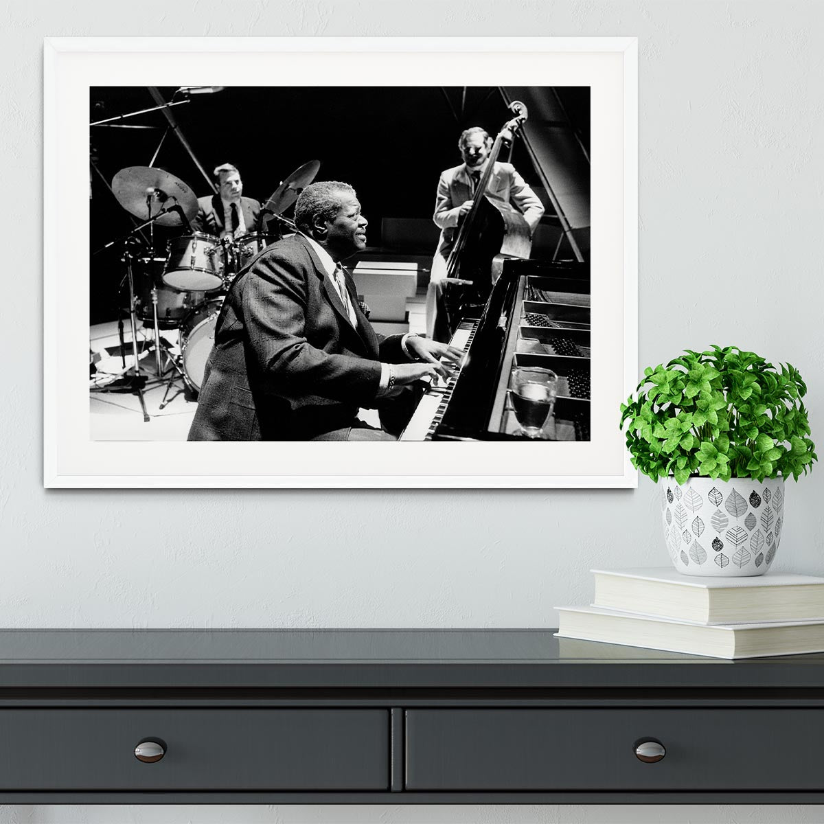 Jazz pianist Oscar Peterson Framed Print - Canvas Art Rocks - 5