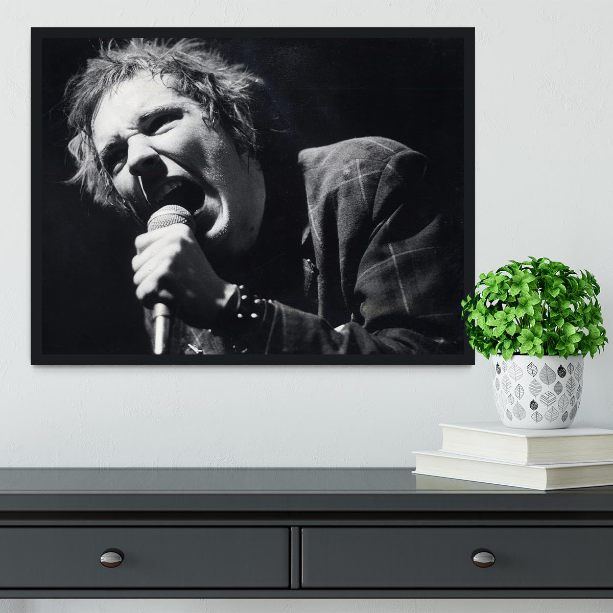 Johnny Rotten sings Framed Print - Canvas Art Rocks - 2