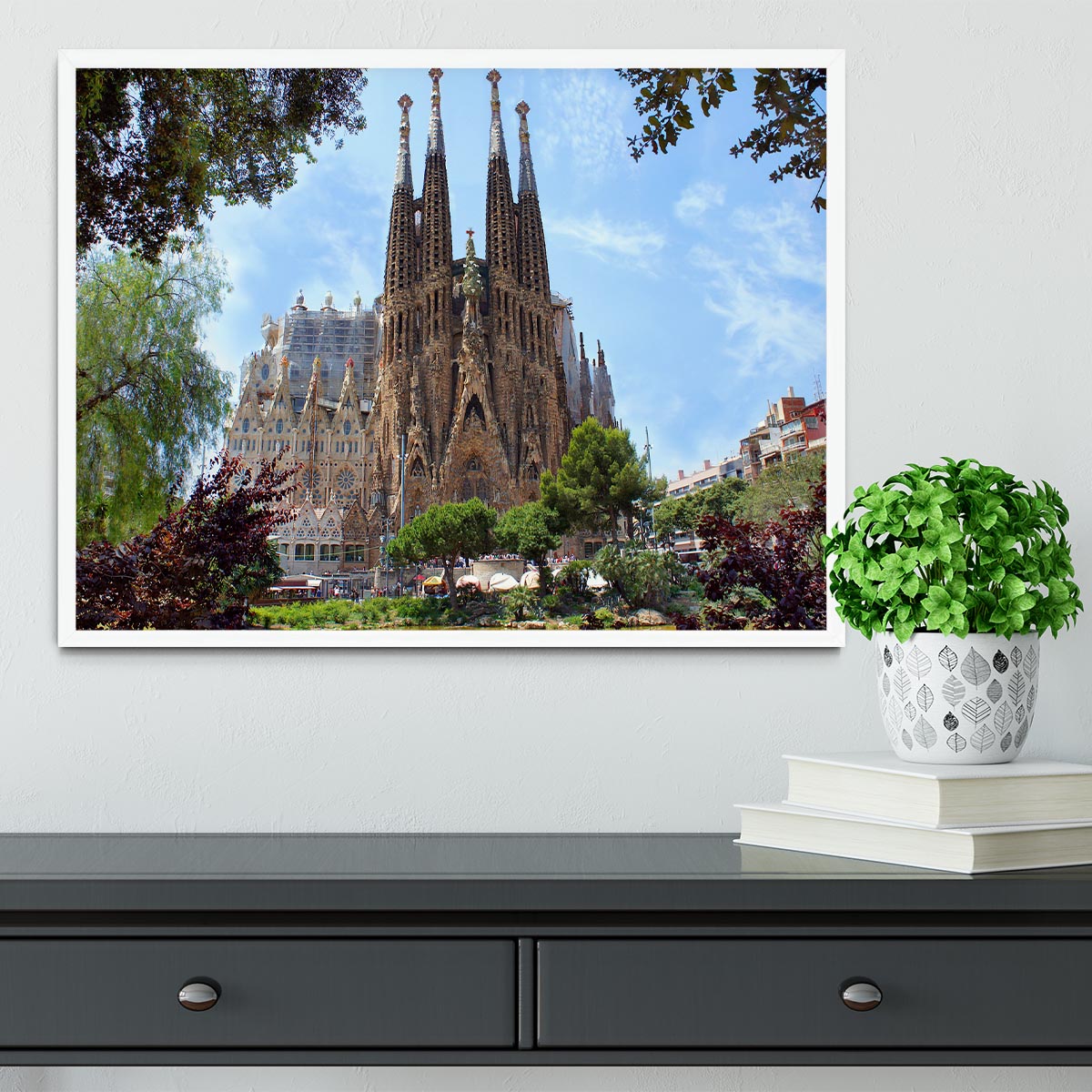 La Sagrada Familia Framed Print - Canvas Art Rocks -6