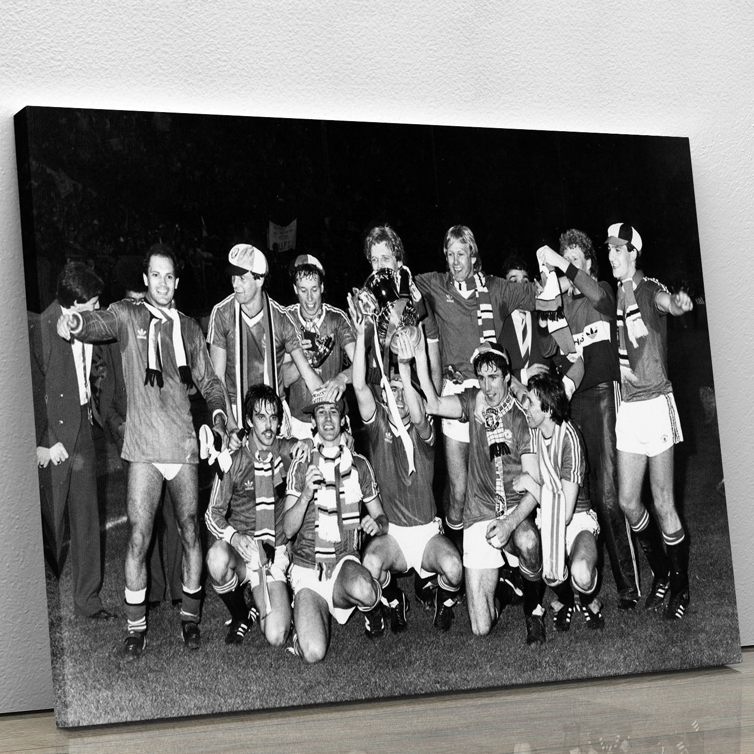 Manchester Utd Players With FA Cup 1983 Canvas Print or Poster - Canvas Art Rocks - 1