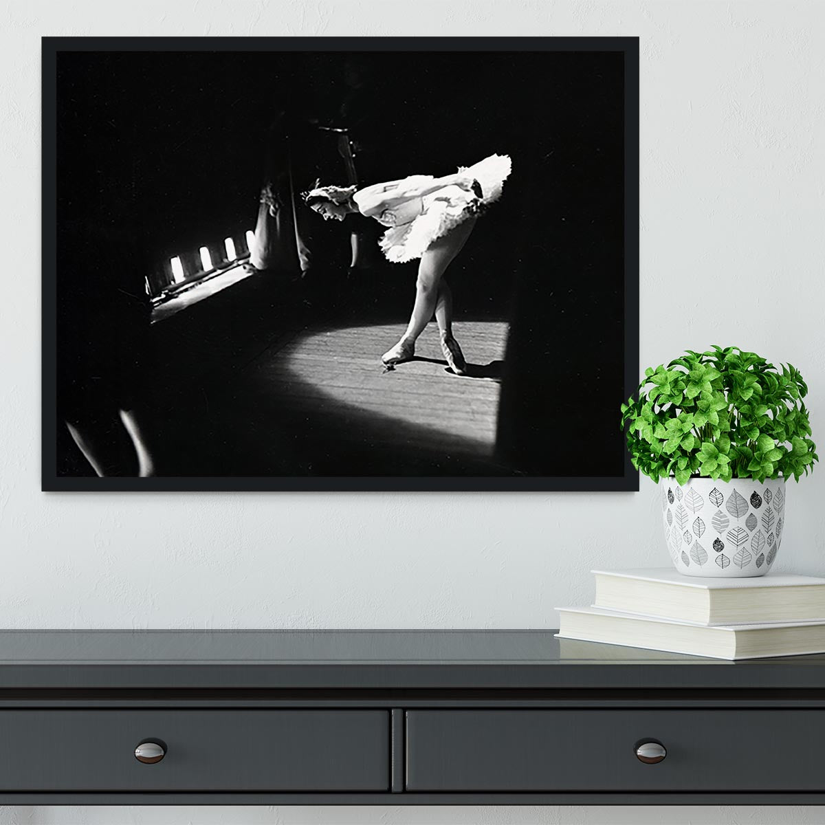 Margot Fonteyn takes a curtain call Framed Print - Canvas Art Rocks - 2