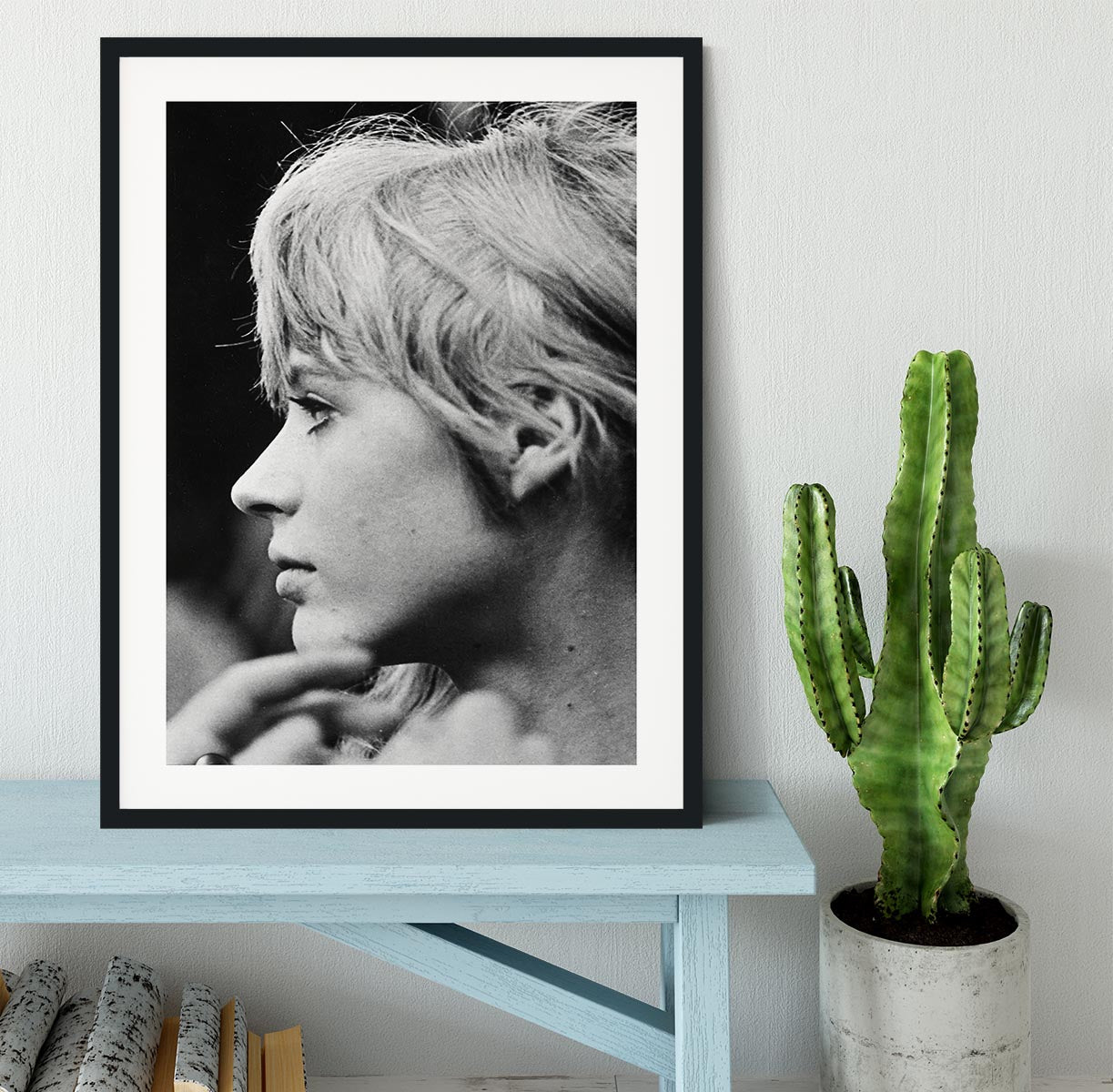Marianne Faithfull in profile Framed Print - Canvas Art Rocks - 1