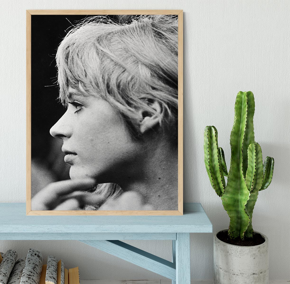Marianne Faithfull in profile Framed Print - Canvas Art Rocks - 4