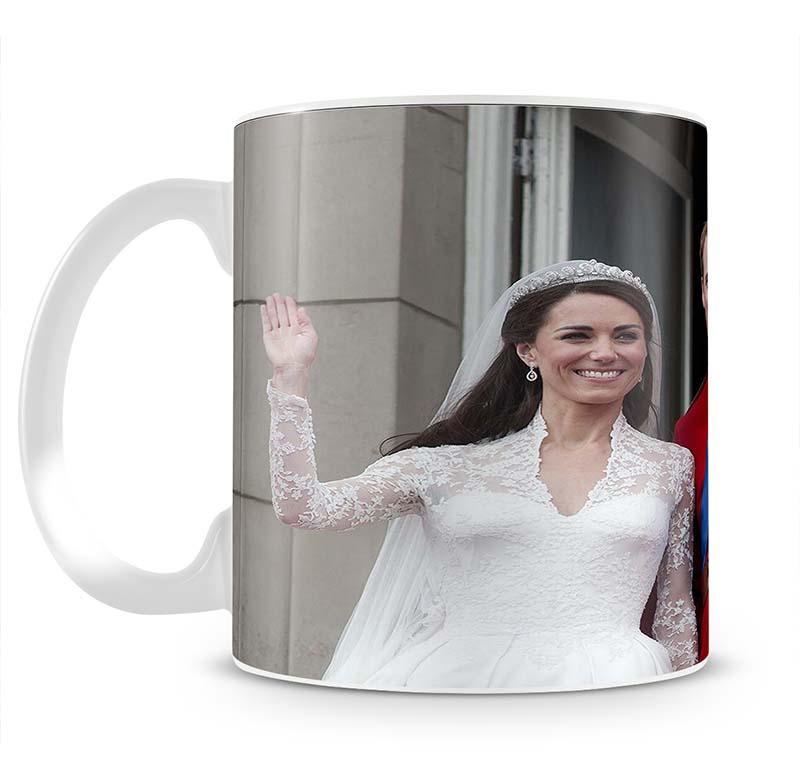 Prince William and Kate waving on their wedding day Mug - Canvas Art Rocks - 2