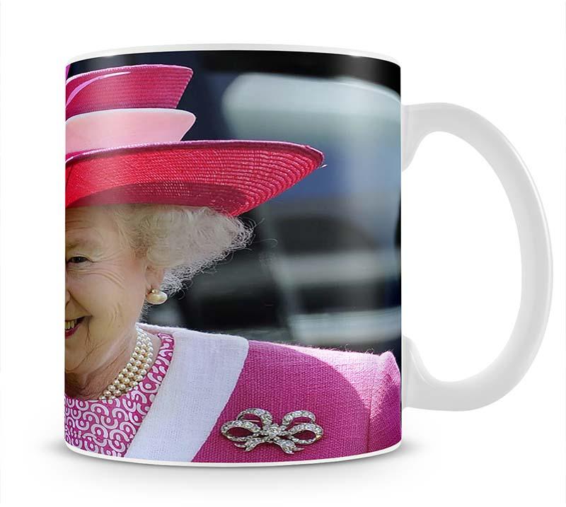 Queen Elizabeth II smiling at the Derby Mug - Canvas Art Rocks - 1