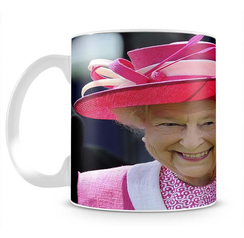 Queen Elizabeth II smiling at the Derby Mug - Canvas Art Rocks - 2
