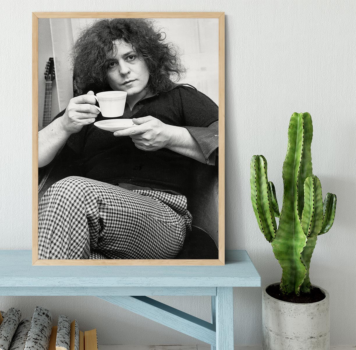 Singer Marc Bolan with tea Framed Print - Canvas Art Rocks - 4