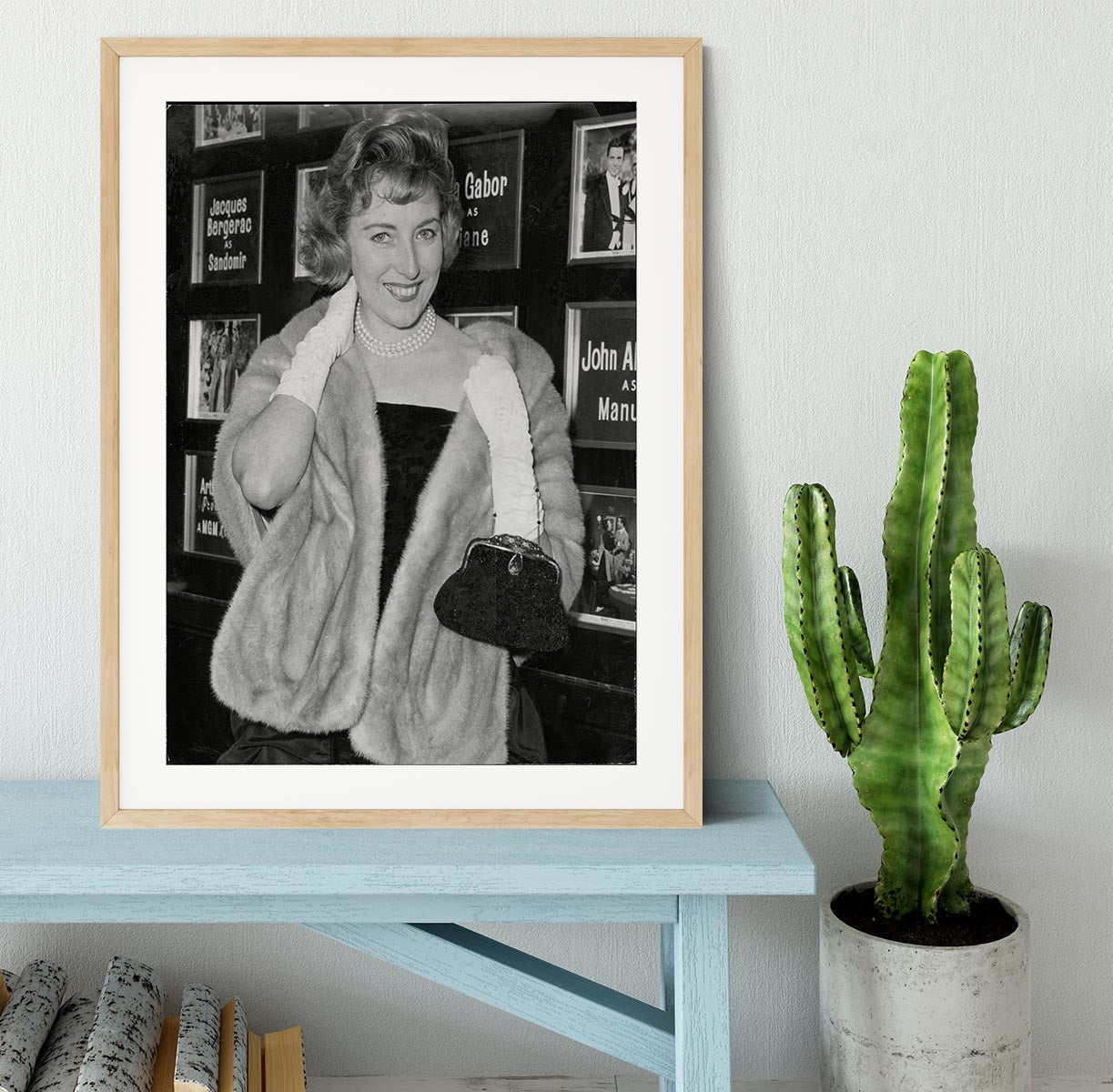 Singer Vera Lynn Framed Print - Canvas Art Rocks - 3
