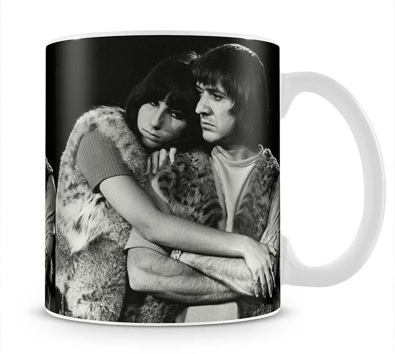 Sonny and Cher hugging Mug - Canvas Art Rocks - 1