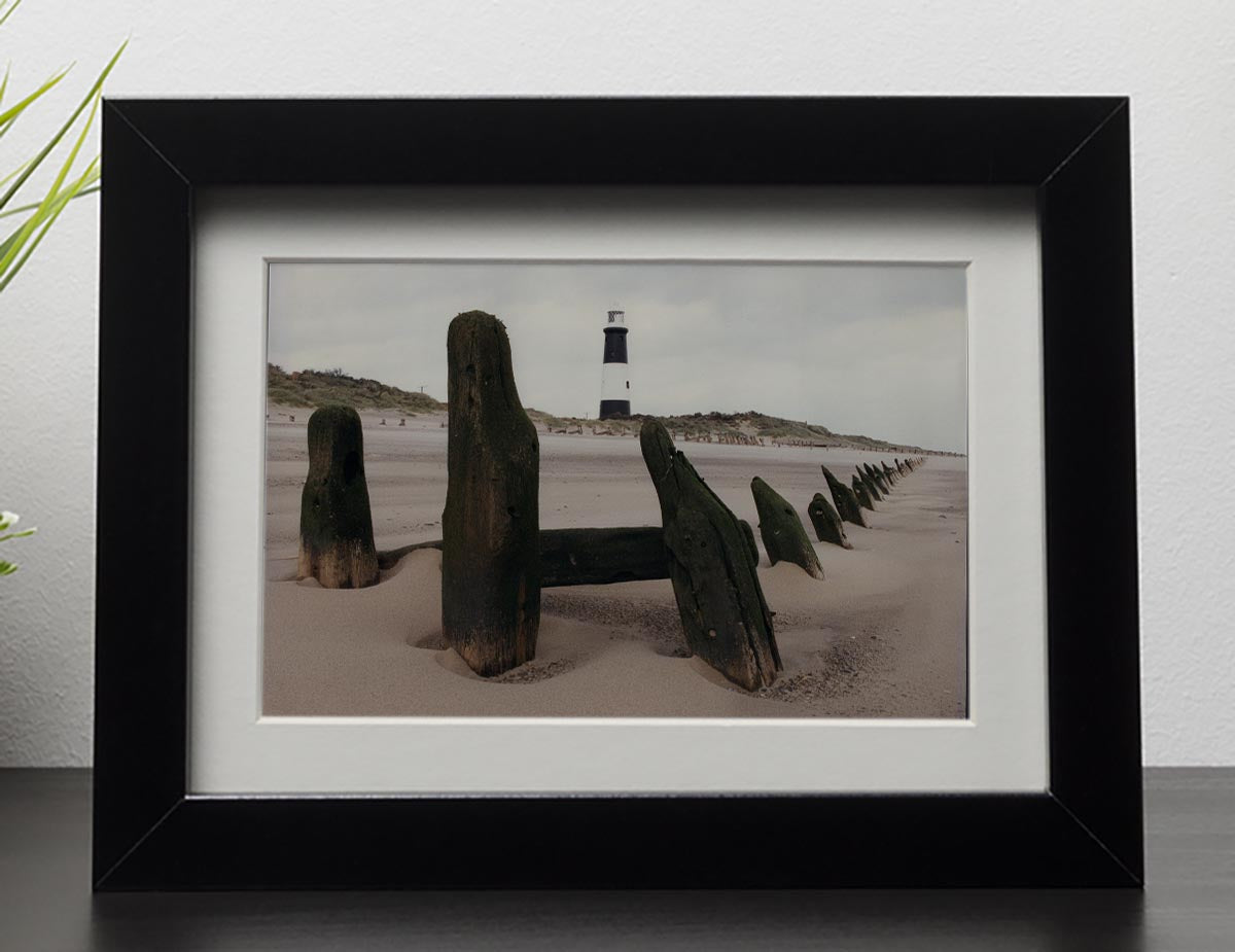 Spurn Point Lighthouse Framed Print - Canvas Art Rocks - 1