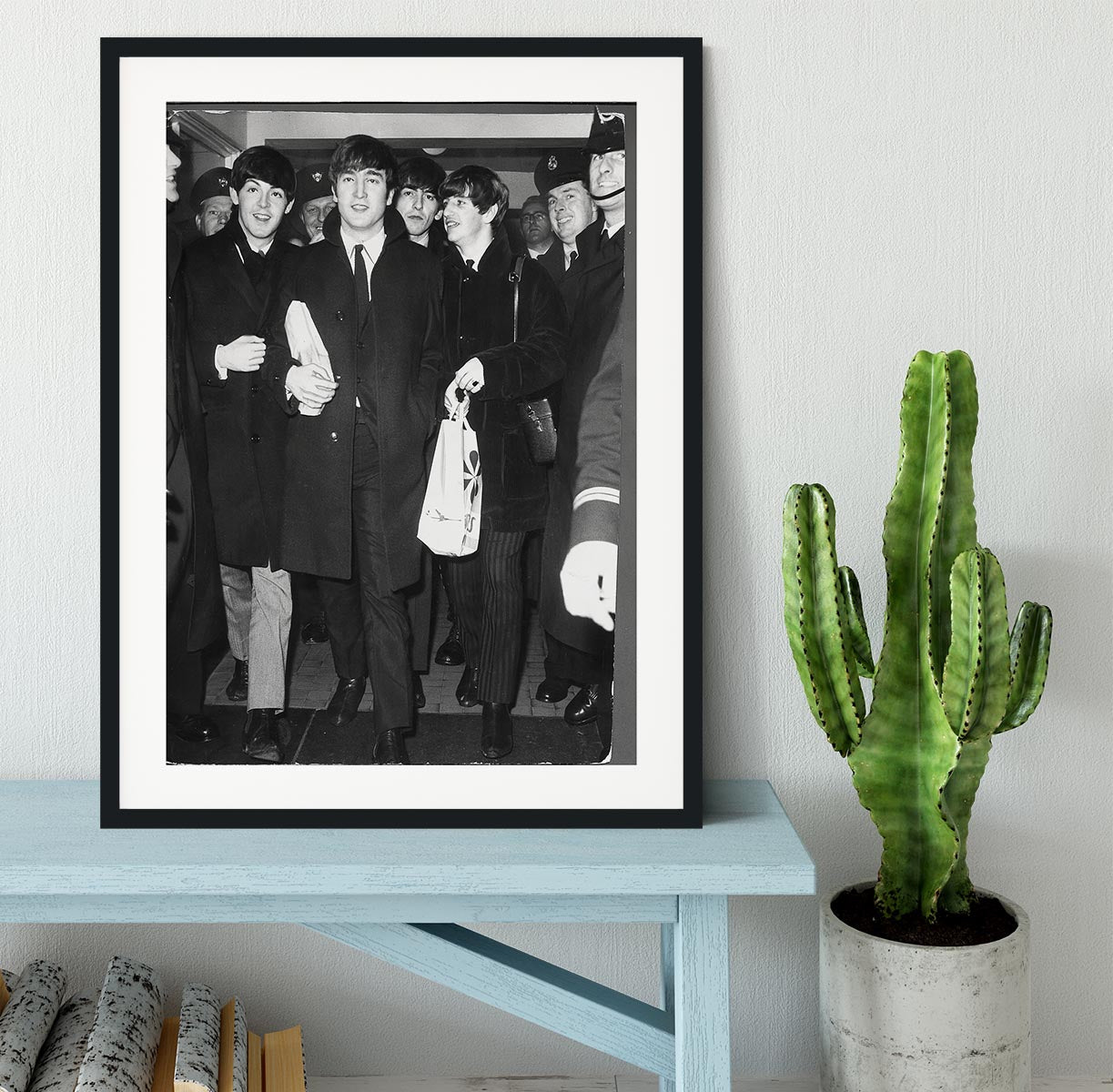 The Beatles arrive at London Airport Framed Print - Canvas Art Rocks - 1