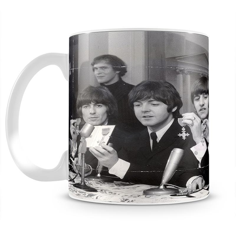 The Beatles at a press conference with their MBEs Mug - Canvas Art Rocks - 2