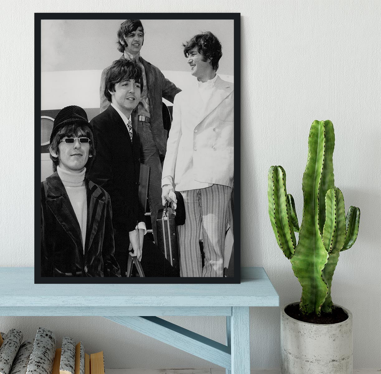The Beatles leaving London Airport Framed Print - Canvas Art Rocks - 2