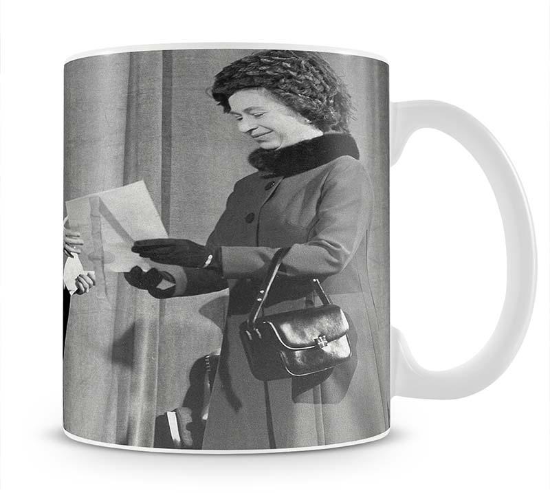 The Queen Mother receiving Honorary Doctorate by the Queen Mug - Canvas Art Rocks - 1