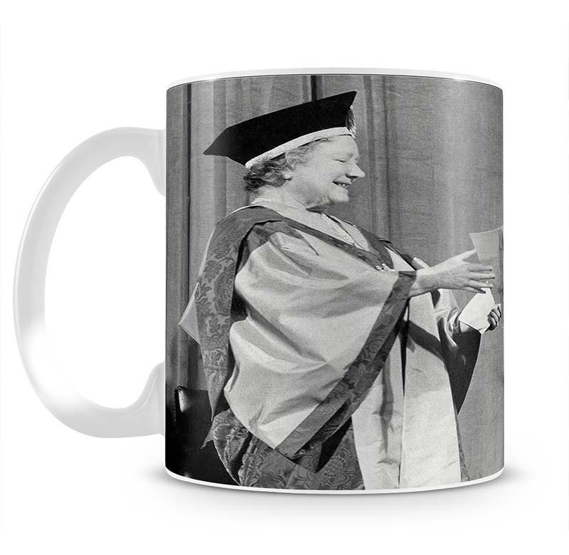 The Queen Mother receiving Honorary Doctorate by the Queen Mug - Canvas Art Rocks - 2