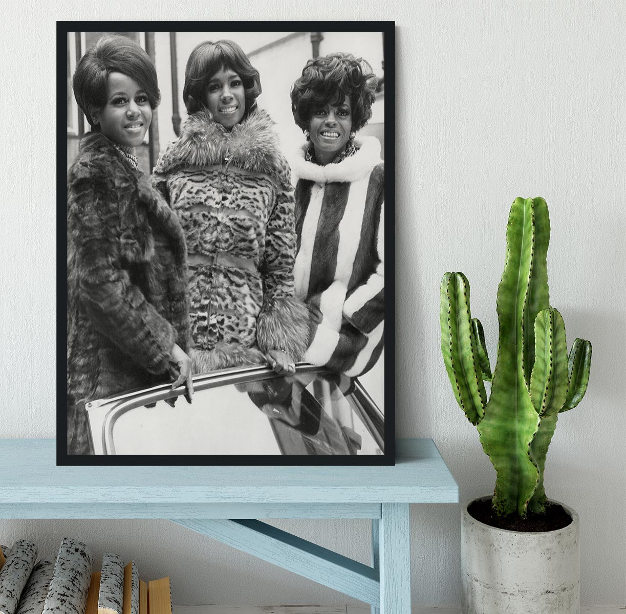 The Supremes ready to sing Framed Print - Canvas Art Rocks - 2