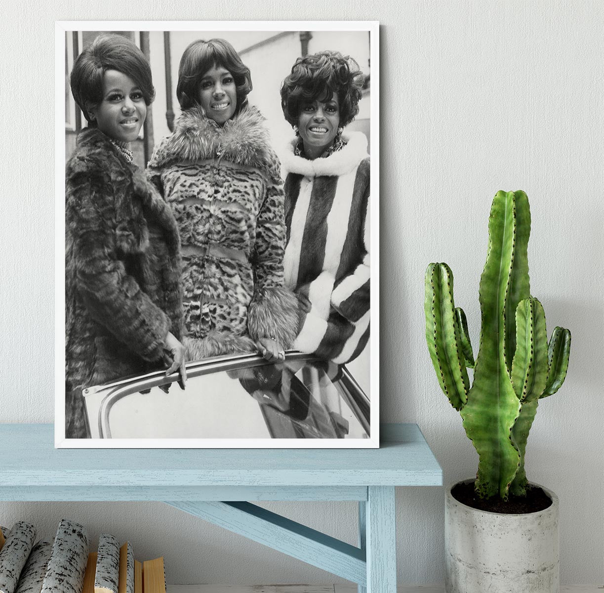 The Supremes ready to sing Framed Print - Canvas Art Rocks -6
